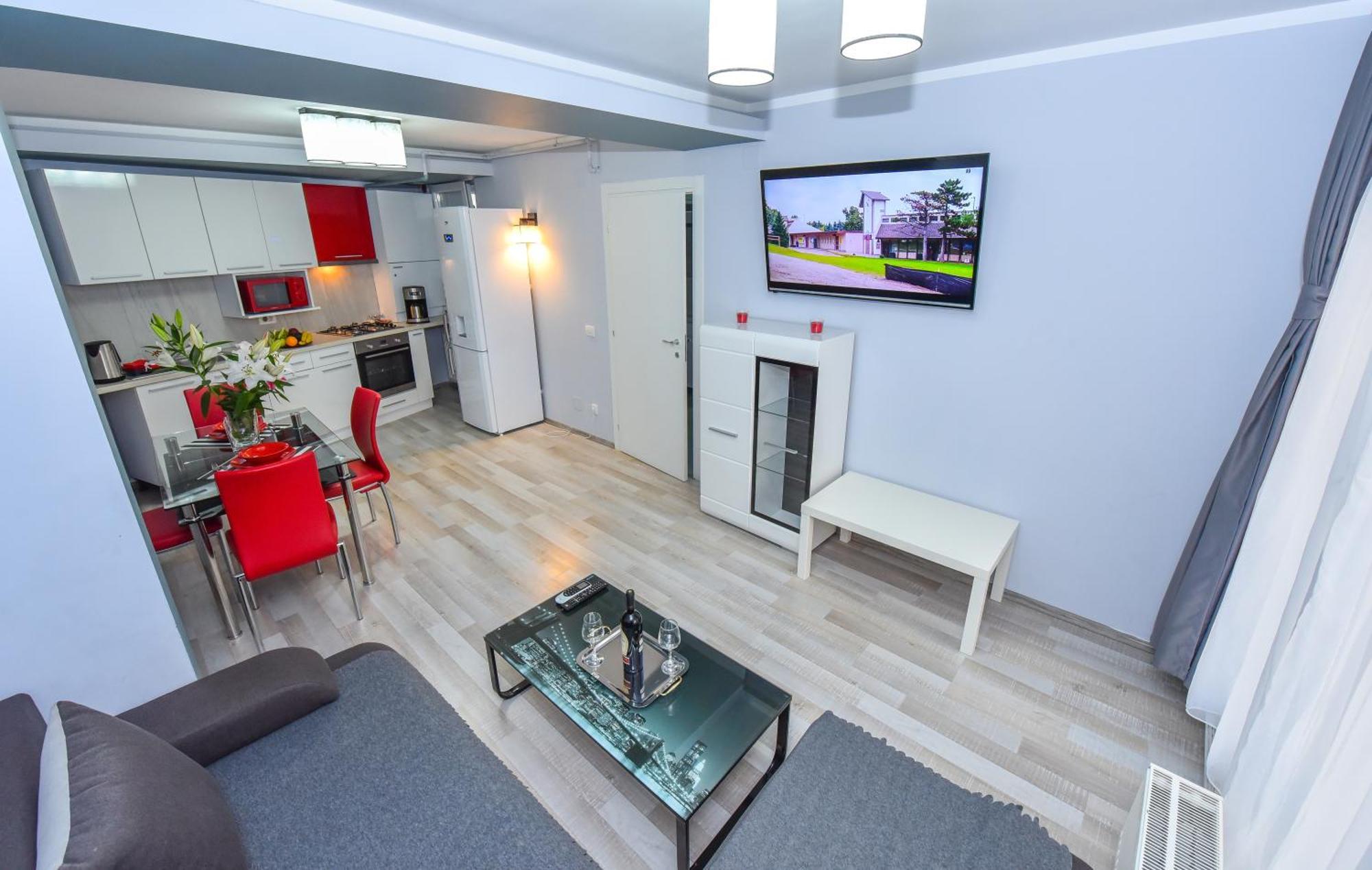 Dracula Adventure Tours Accommodation Bukarest Kültér fotó