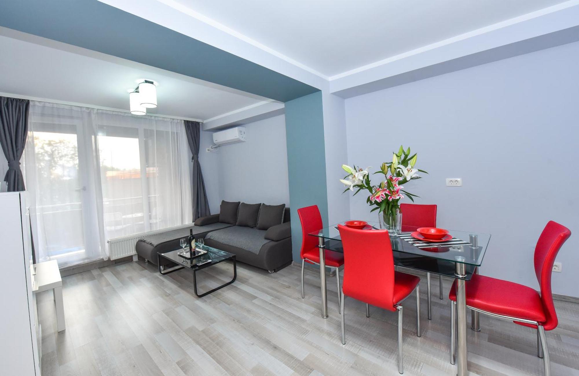 Dracula Adventure Tours Accommodation Bukarest Kültér fotó