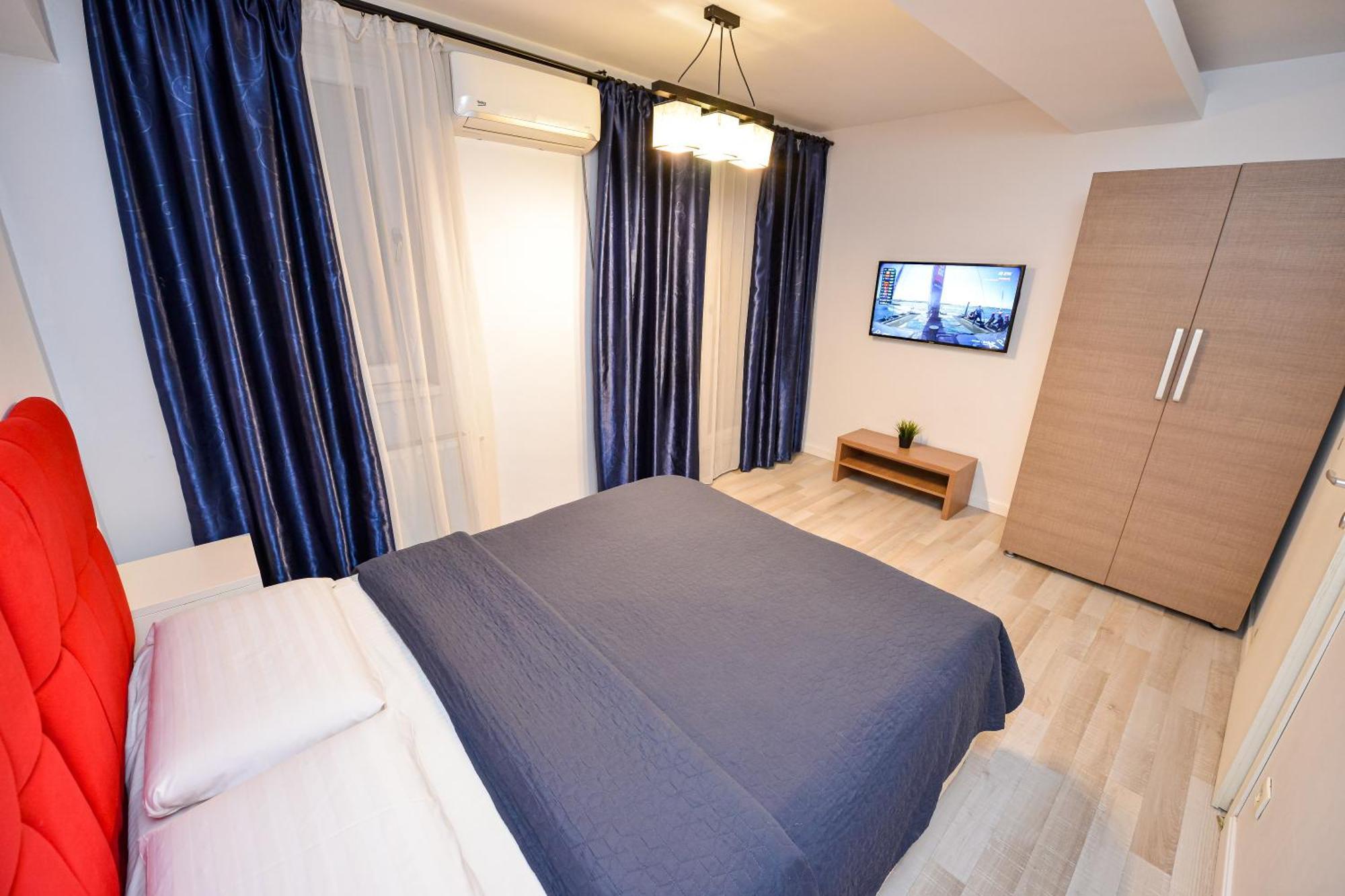 Dracula Adventure Tours Accommodation Bukarest Kültér fotó